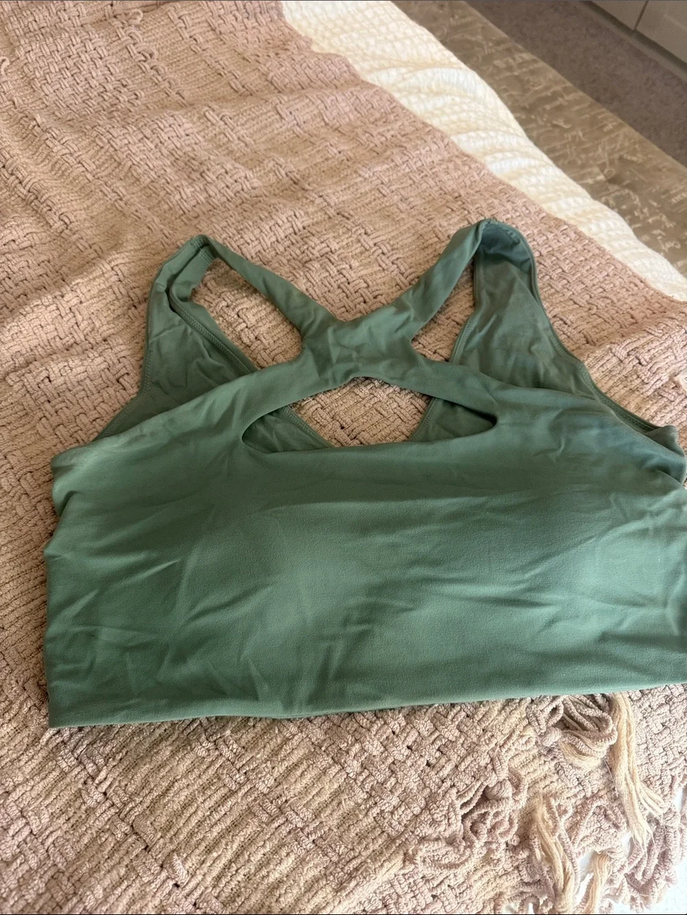 Women's Green Crisscross Sports Bra - LULULEMON